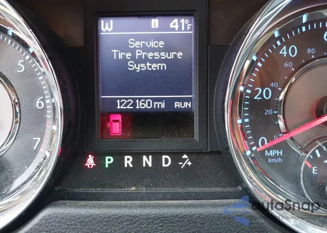 2011 Chrysler Town & Country Touring z USA, uszkodzony, nr VIN 2A4RR5DG7BR630795